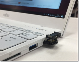 富士通 軽量ノート