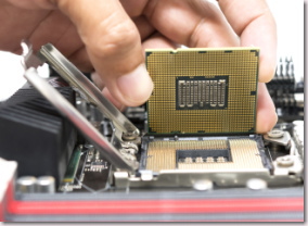 CPU ファンの付け方・外し方１