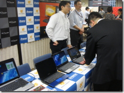 �}�E�X�R���s���[�^�[ �W���u�[�X